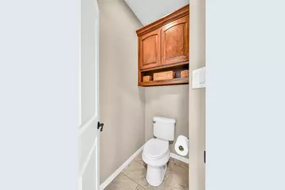 401 Heritage Oaks Drive, Angleton, TX 77515 - Photo 22