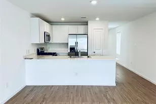 1534 Gentle Wind Ct, Angleton, TX 77515 - Photo 10
