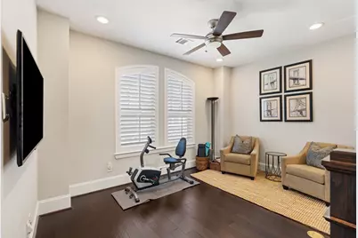 8313 Sorrel Leaf Lane, Houston, TX 77055 - Photo 12