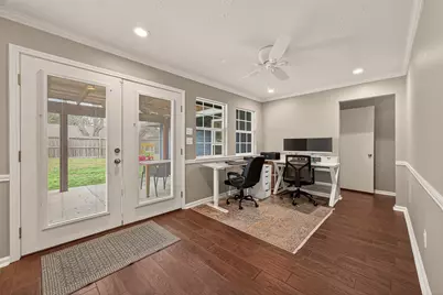 15531 Penn Hills Lane, Houston, TX 77062 - Photo 12