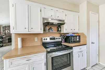 5610 Fallengate Drive, Spring, TX 77373 - Photo 12