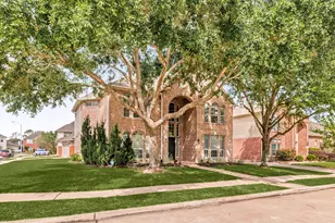 2914 Clayton Ridge Ct, Houston, TX 77082 - Photo 2