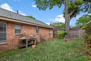 3511 Lemon Tree Ln, Houston, TX 77088 - Photo 26