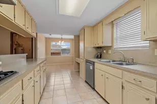 3511 Lemon Tree Ln, Houston, TX 77088 - Photo 12