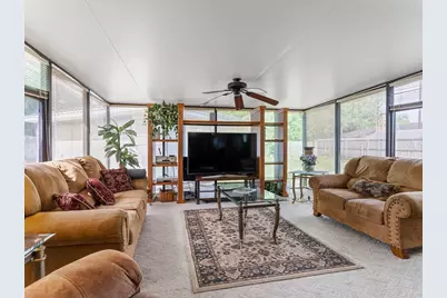 1710 Longhorn Avenue, Bay City, TX 77414 - Photo 6