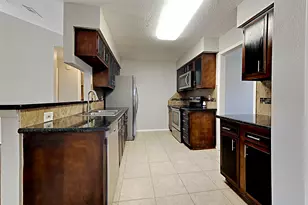 216 Maple Leaf Dr, League City, TX 77573 - Photo 4