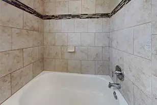 216 Maple Leaf Dr, League City, TX 77573 - Photo 12