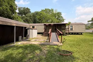 12715 Green River Dr, Houston, TX 77044 - Photo 18