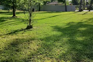 12715 Green River Dr, Houston, TX 77044 - Photo 2