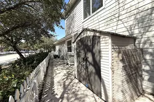7138 Sun Village Dr, Houston, TX 77083 - Photo 24