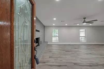 117 Broken Bough Lane, Conroe, TX 77304 - Photo 8