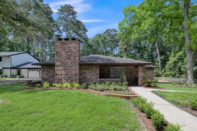 117 Broken Bough Lane, Conroe, TX 77304 - Photo 1