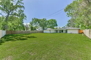 4102 Honey Oaks Dr, Taylor Lake Village, TX 77586 - Photo 22