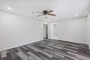 10613 Chadwick St, Houston, TX 77029 - Photo 10