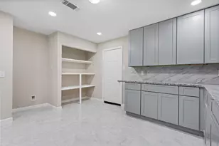 10613 Chadwick St, Houston, TX 77029 - Photo 16