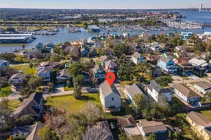 701 Pine Road Rd, Clear Lake Shores, TX 77565 - Photo 2