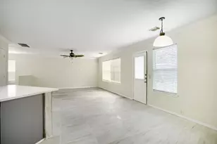 10506 Sugar Trace Dr, Sugar Land, TX 77498 - Photo 16