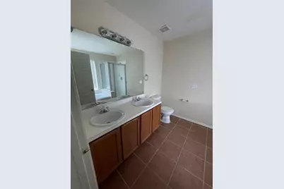 10506 Sugar Trace Drive, Sugar Land, TX 77498 - Photo 12