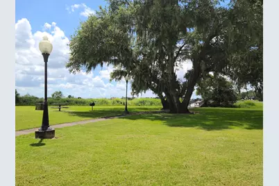 382 Pony Trail, Angleton, TX 77515 - Photo 6