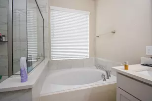 8726 Laurel Crest Dr, Missouri City, TX 77459 - Photo 14