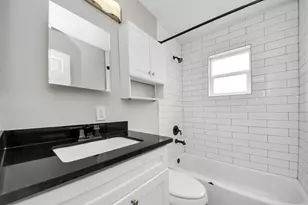 5441 Minden St, Houston, TX 77026 - Photo 14