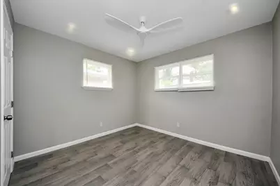 5441 Minden Street #20, Houston, TX 77026 - Photo 10