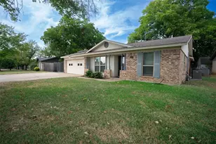 7521 Susan Ct, North Richland Hills, TX 76180 - Photo 2