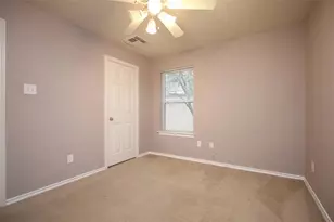 14 Delphinium Pl, The Woodlands, TX 77382 - Photo 22