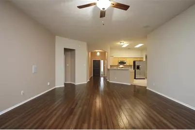 14 Delphinium Place, The Woodlands, TX 77382 - Photo 8