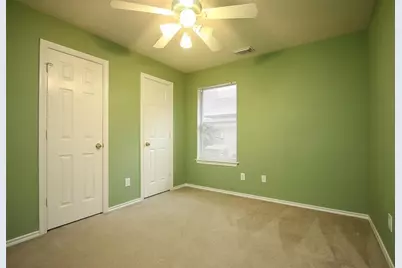 14 Delphinium Place, The Woodlands, TX 77382 - Photo 20