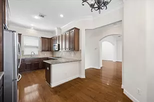 6001 Truro St, Houston, TX 77007 - Photo 14