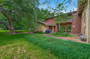 219 Cardinal Dr, Liberty, TX 77575 - Photo 42