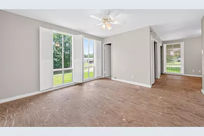 219 Cardinal Drive, Liberty, TX 77575 - Photo 18