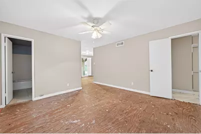 219 Cardinal Drive, Liberty, TX 77575 - Photo 32