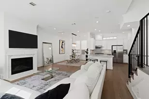 2174 Briarglen Dr, Houston, TX 77027 - Photo 8