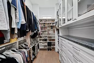 2174 Briarglen Dr, Houston, TX 77027 - Photo 16