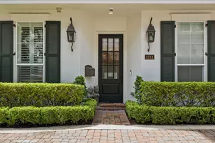 1211 Wynden Commons Ln, Houston, TX 77056 - Photo 2
