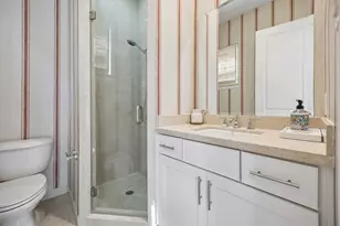 1211 Wynden Commons Ln, Houston, TX 77056 - Photo 26