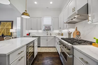 1211 Wynden Commons Lane, Houston, TX 77056 - Photo 8