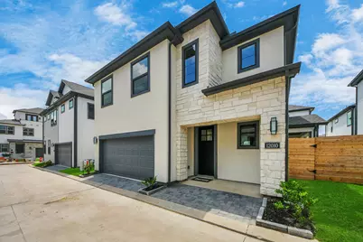 12010 Royal Oaks Banner Way, Houston, TX 77082 - Photo 2