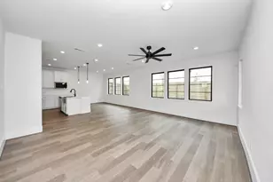 12010 Royal Oaks Banner Wy, Houston, TX 77082 - Photo 4