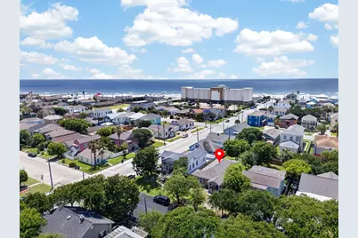 1805 Avenue N 1/2, Galveston, TX 77550 - Photo 36
