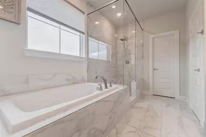 2802 Grand Fountains Drive #A, Houston, TX 77054 - Photo 18