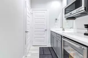 2802 Grand Fountains Dr, Houston, TX 77054 - Photo 24