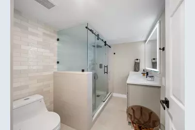 3350 McCue Road #1401, Houston, TX 77056 - Photo 16