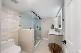 3350 McCue Rd, Houston, TX 77056 - Photo 16