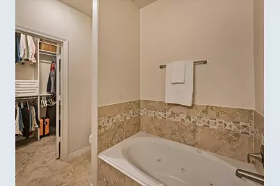 8904 Talton Oaks Drive, Houston, TX 77064 - Photo 14