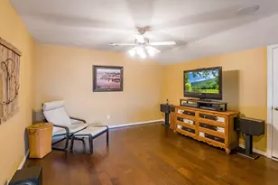 8904 Talton Oaks Dr, Houston, TX 77064 - Photo 18