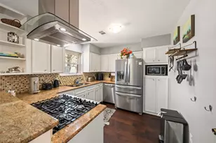 5818 Verdome Ln, Houston, TX 77092 - Photo 18