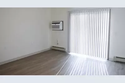 839 S Clinton St, Stockbridge, MI 49285 - Photo 6